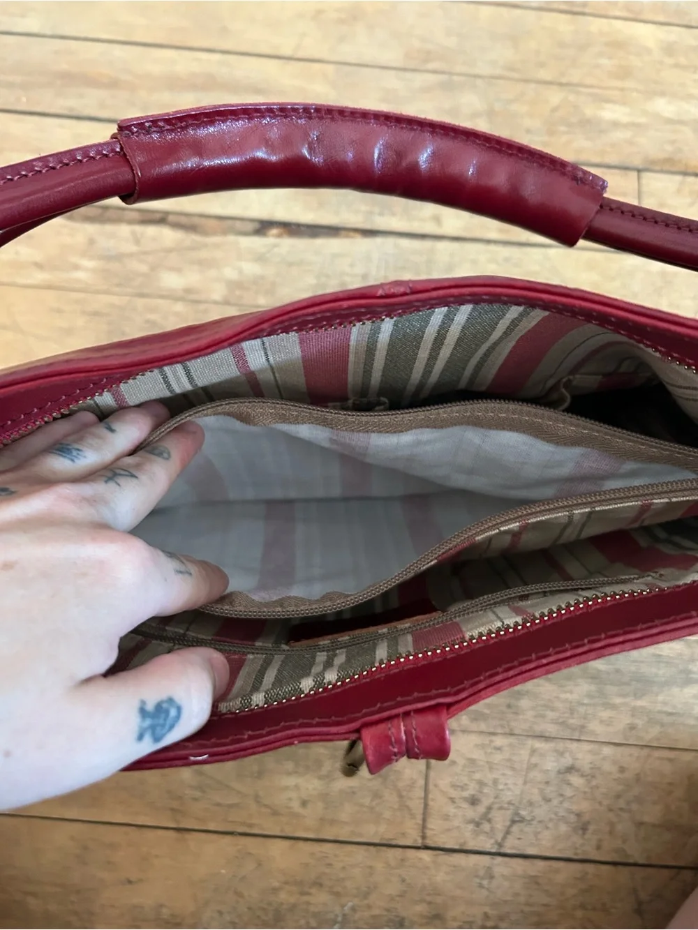 100% Italian Leather Purse